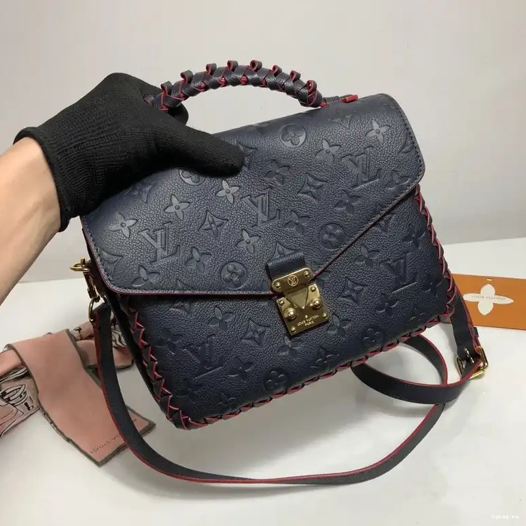 POCHETTE LOUIS VUITTON METIS 0425